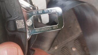 Bezpečnostní pás Škoda Octavia 3 s dopinacem nový - 2