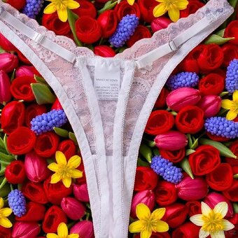 Sexy Krajkové Tanga s Motýlkem a Květinovým Vzorem - 2