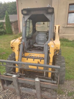 Smykový nakladač Gehl 5240. - 2