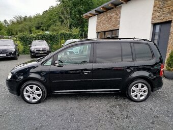 VW TOURAN 1.6 MPi, r.v. 8/2006, najeto 185.674 km - 2