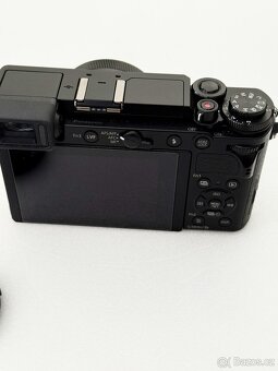 Prodávám PANASONIC Lumix DC-GX9 s objektivy a příslušenstvím - 2