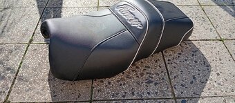 Yamaha Fazer 600 r.v.1998 sedlo - 2