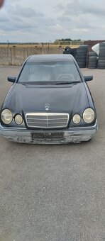 Mercedes-Benz W 210 220 CDI -270 CDI - 290 TD Náhradní Dily - 2
