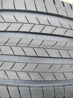 225/45/19 letni pneu MICHELIN 225/45 R19 - 2