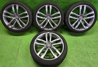 18 VOLKSWAGEN 7.5J ET51 5X112 + Pirelli 225/40 R18 - 2