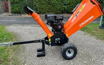 Benzínový Štěpkovač CR12 drtič větví s motorem za čtyřkolku - 2