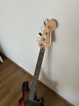 Fender Squier Affinity Precision Bass - 2