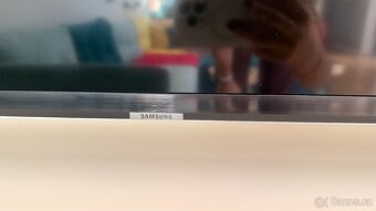 50" Samsung UE50AU7022 - 2