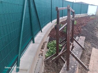 Železné stavitelné stavební kozy – 2 ks, výška 114–175 cm - 2