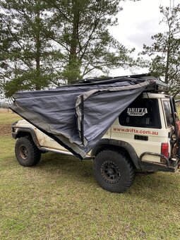 nová samonosná  markýza 270° DRIFTA STOCKTON  2.5m - 2