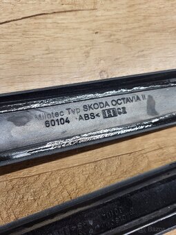Mračítka Milotec pro Škoda Octavia II pred facelift - 2