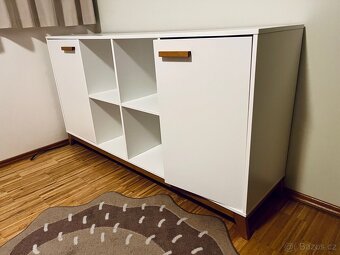 Bílá komoda - 2