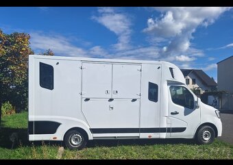 Přepravník na koně - auto - 2