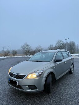 Kia Ceed 2010, (LPG, benzín) - 2