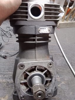 Kompresor john deere - 2