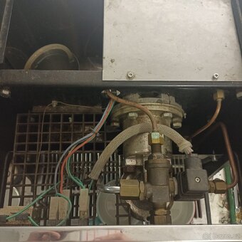 Prodám kávovar La Spaziale professionale - 2
