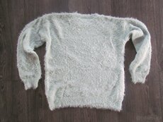 Chlupatý svetřík-nové - 2