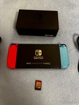 Nintendo switch + příslušenství - 2