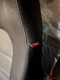 Sedačky Seat Leon - 2