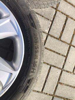 Bravuris5 na Al diskách 205/55/R16/91H rozteč4x98 - 2