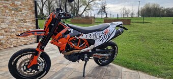 KTM 690 SMC R - 2