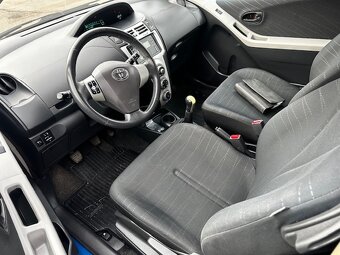 Toyota Yaris 1.0i, r.2007, klima, STK, pouze prodej - 2