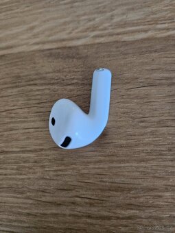 Sluchátko levé Airpods 4 - 2