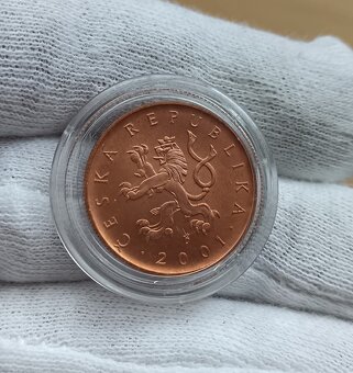 10kč 2001 vzácný ročník jen pro sady.. UNC - 2