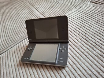 NINTENDO DS i XL - 2