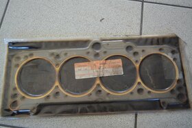 Těsnění hlavy válců na starší vozidla konc. VW 026103383K - 2