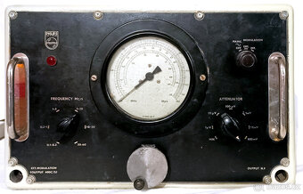 Vysokofrekvenční generátor Philips GM2882 - VF generator - 2