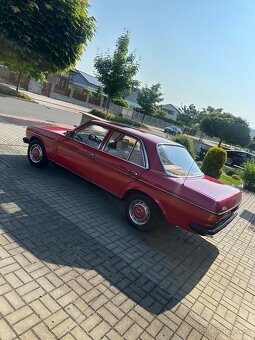 Mercedes-Benz w123 200 benzin - 2