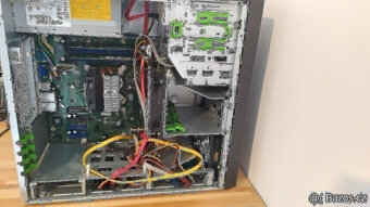 Server Fujitsu Primergy TX100 S3 XEON E3-1220 - 2