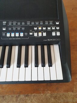 klávesy Yamaha PSR-SX600 - 2