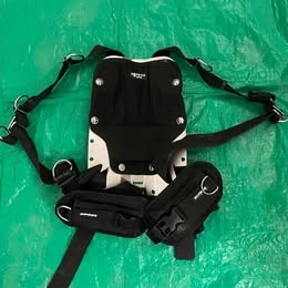 Křídlo a Backplate sopras tec - 2