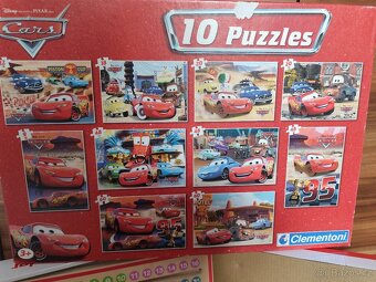 Set hraček - dřevěné hodiny, lezoucí krab a puzzle 10v1 - 2
