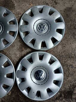 Originál poklice Volkswagen r 15 - 2