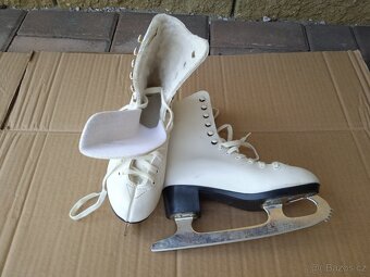 Brusle dívčí dětské -stélka 17,5 cm - 2