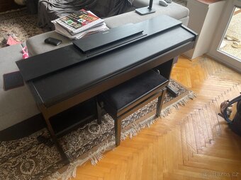 Yamaha Arius YDP-143 - 2