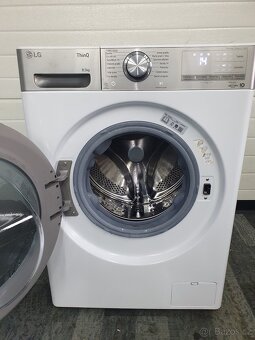 Pračka LG F28V9GW2W A+++ - 2