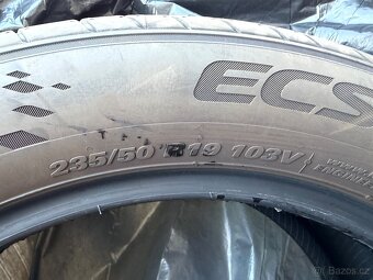 Kumho Ecsta 235/50 R19 - 2