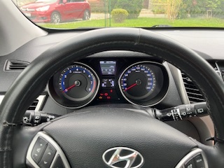 Hyundai i30, kombi, r.v. 02-2016, najeto 61000 km - 2