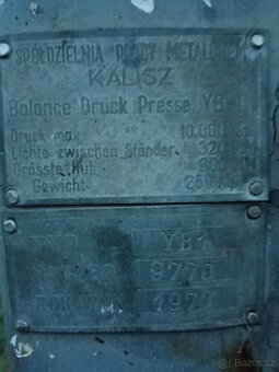 VRETENOVY LIS RUCNI 10 t ,SVAROVACI LITINOVY STUL - 2