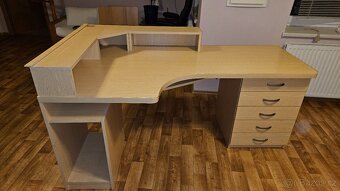 Prodám rohový psací stůl - 2