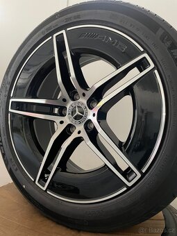 Original Mercedes E r19 AMG w214 s214 a214 pneu 85% - 2