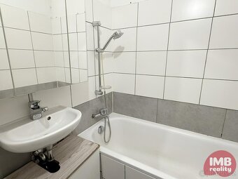 Prodej bytu 3+1 s lodžií v Kraslicích - 2