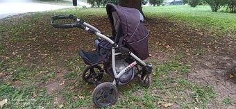 Kočárek zn. Largo (korby, sporťák, autosedačky) - 2