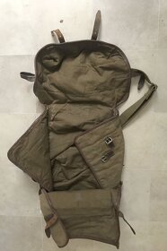 starý batoh 52cm x 42cm asi usárna nevim - 2