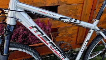 Trekové kolo Merida Crossway 900 Shimano XT 168-183cm. - 2