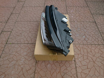 Škoda Octavia 4 originál světlo lampa full led 5E4941015A - 2